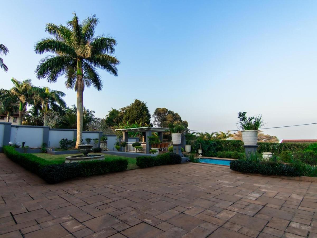 מטונזיני Royal Guesthouse מראה חיצוני תמונה