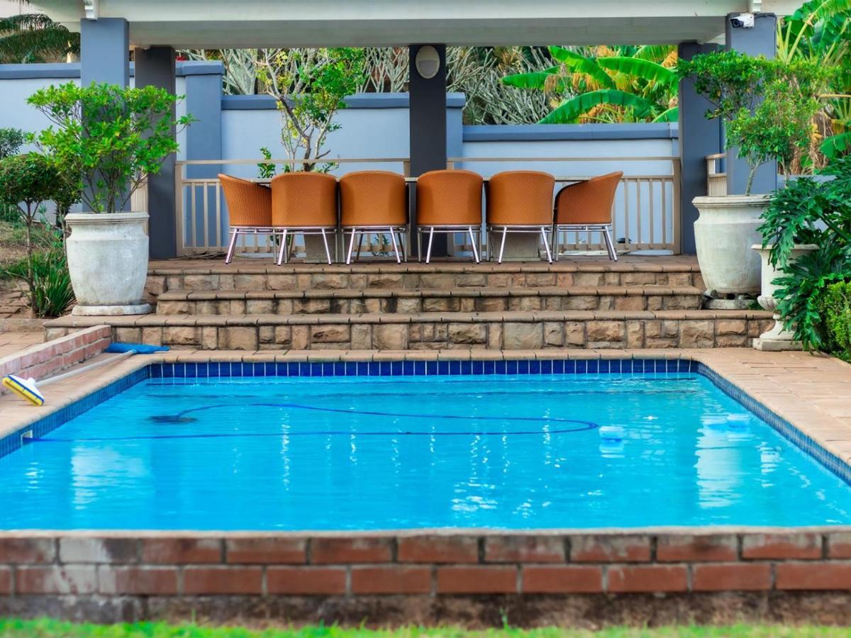 מטונזיני Royal Guesthouse מראה חיצוני תמונה