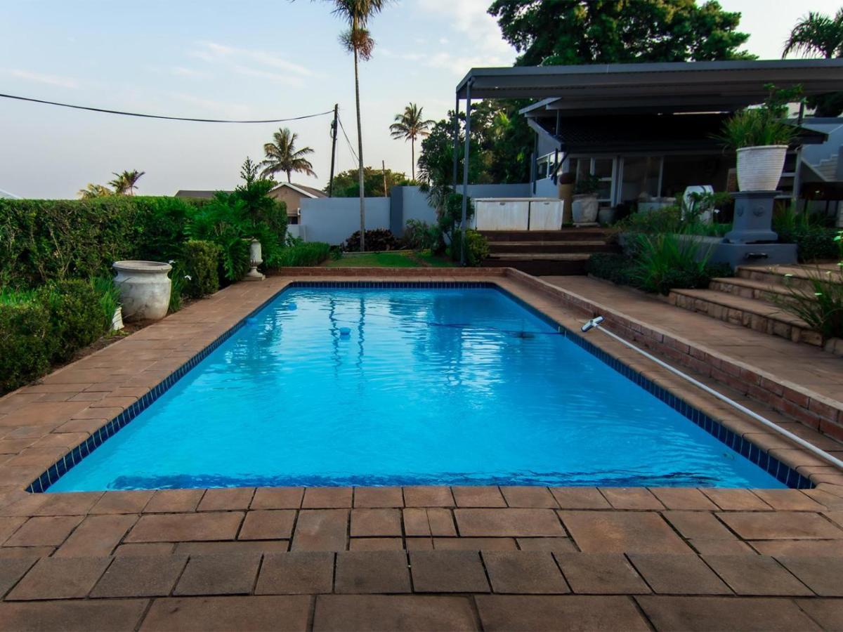 מטונזיני Royal Guesthouse מראה חיצוני תמונה